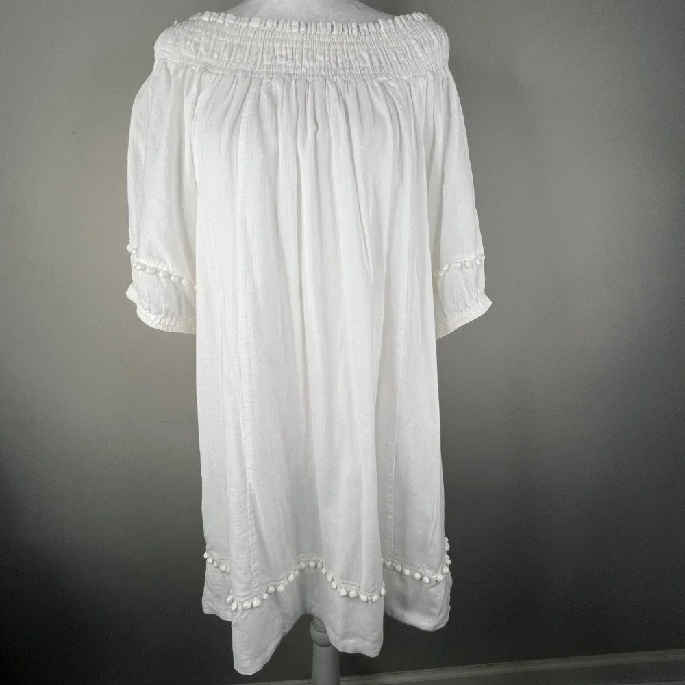 Apiece Apart lightweight white